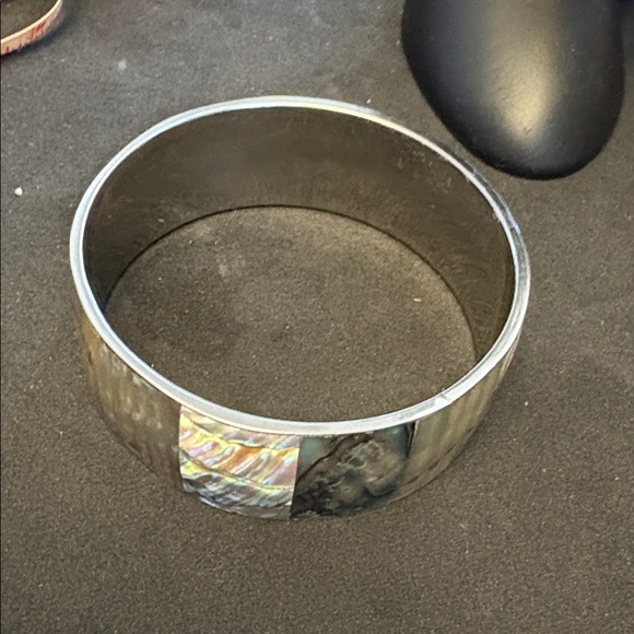 Silver Plated Iridescent Abalone Shell Bangle Bracelet - Picture 5 of 9